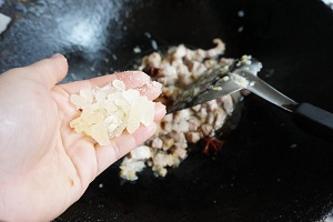 冠軍鹵肉飯制作全過程方法
