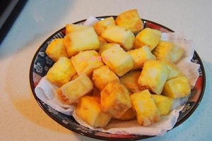 肉末燴豆腐制作全過程方法