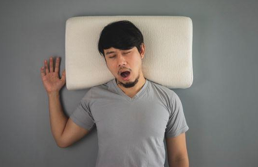 越來越胖是什么原因 睡眠障礙與呼吸過量