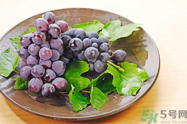 膽結(jié)石能吃葡萄嗎？膽結(jié)石患者吃葡萄好不好？