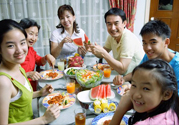 為什么我13歲腋下長(zhǎng)毛了還有狐臭？13歲長(zhǎng)腋毛有狐臭怎么辦？