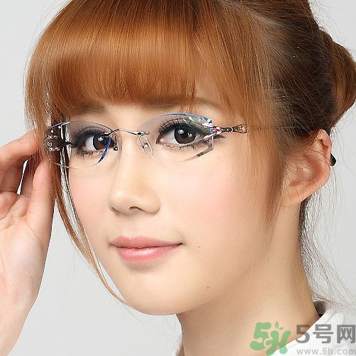 眼睛近視越來越嚴(yán)重 怎么樣才能恢復(fù)視力呢？