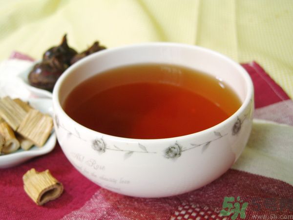 早上起床惡心想吐是怎么回事？起床惡心怎么辦？