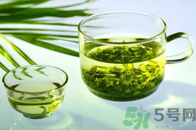 春天喝紅茶好不好？春天喝紅茶還是喝綠茶好呢？