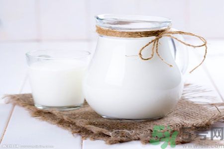 牛奶那個(gè)牌子好？牛奶可以加熱嗎？