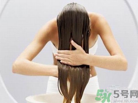 頭發(fā)分叉怎么辦？頭發(fā)油怎么辦？