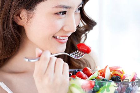 剖腹產(chǎn)后能吃蘋果嗎？剖腹產(chǎn)后能吃什么水果？