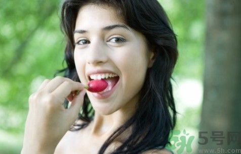 剖腹產(chǎn)后能吃蘋果嗎？剖腹產(chǎn)后能吃什么水果？