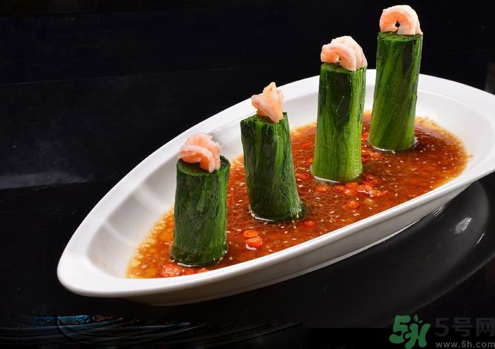 菠菜可以喝豆腐一起吃嗎？菠菜可以喝蝦一起吃嗎？