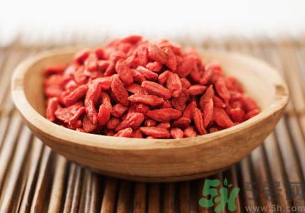 吃枸杞能治體虛嗎？怎么正確吃枸杞？