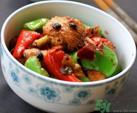 吃剩菜有危害嗎？什么類剩菜不能吃呢？