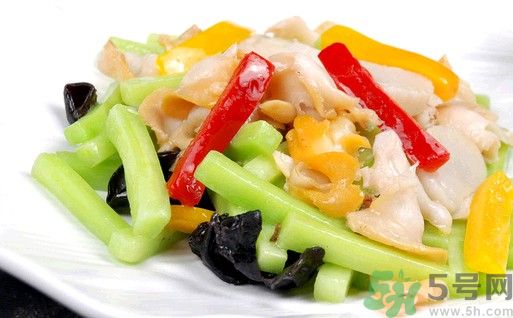 吃剩菜有危害嗎？什么類剩菜不能吃呢？