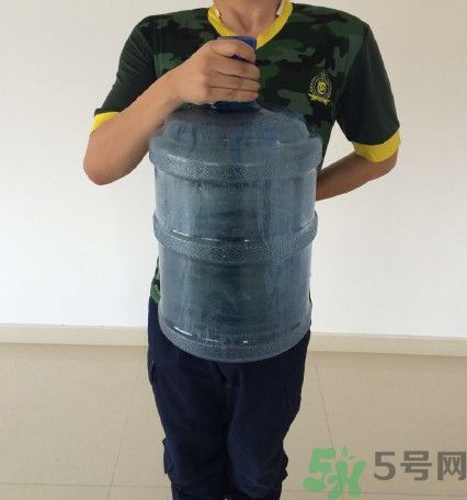 a4腰也叫水桶腰是什么意思？a4腰也叫水桶腰圖片？ 
