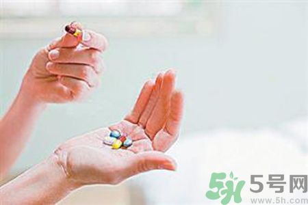 喉嚨發(fā)炎怎么辦？喉嚨發(fā)炎吃什么好得快？