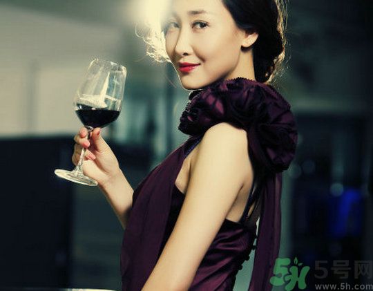 怎樣做一個(gè)好妻子？做一個(gè)好妻子要滿足的10條標(biāo)準(zhǔn)！