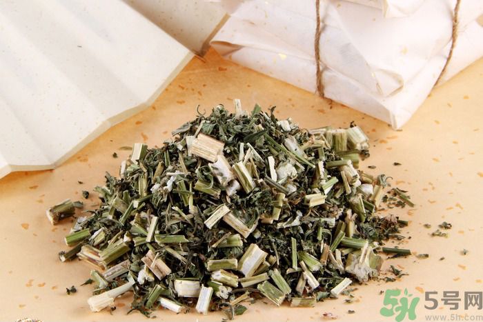月經(jīng)量多怎么辦？月經(jīng)量多是什么原因？