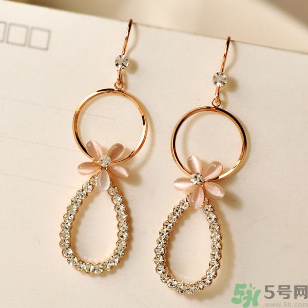 耳環(huán)適合臉型氣質(zhì)最重要？不同臉型適合什么耳環(huán)？