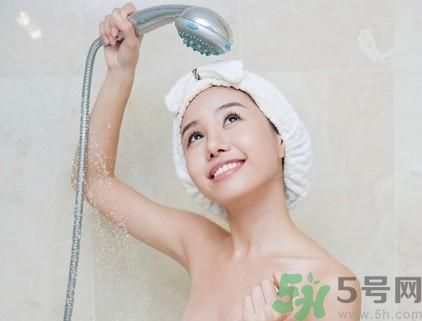 經(jīng)期可以洗澡嗎？經(jīng)期可以洗頭嗎？