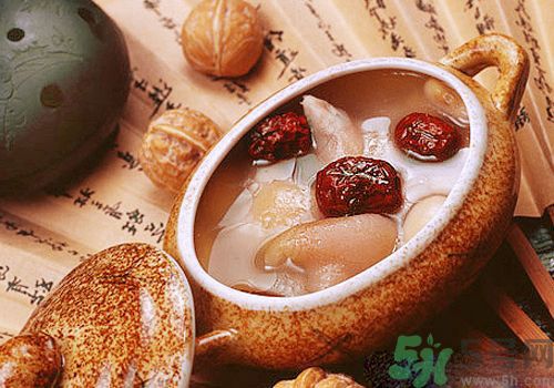 貧血吃什么補血？貧血吃阿膠好嗎？