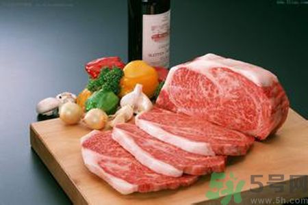 吃什么食物容易得腎結(jié)石？腎結(jié)石不能吃什么？