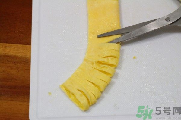 蘆筍開花了還可以吃嗎？蘆筍尾部開花能吃嗎？