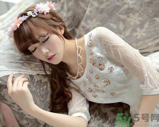 來(lái)月經(jīng)全身酸痛怎么回事？來(lái)月經(jīng)全身酸痛怎么辦？