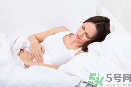 月經(jīng)顏色發(fā)黑是怎么回事？月經(jīng)顏色發(fā)黑怎么辦？