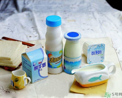 高血脂可以吃雞蛋嗎？高血脂可以喝牛奶嗎？