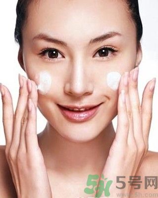 為什么會(huì)長痘痘？痘痘有哪幾種類型的？