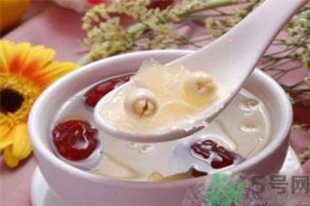 補(bǔ)血的湯有哪些？補(bǔ)血的湯怎么做？