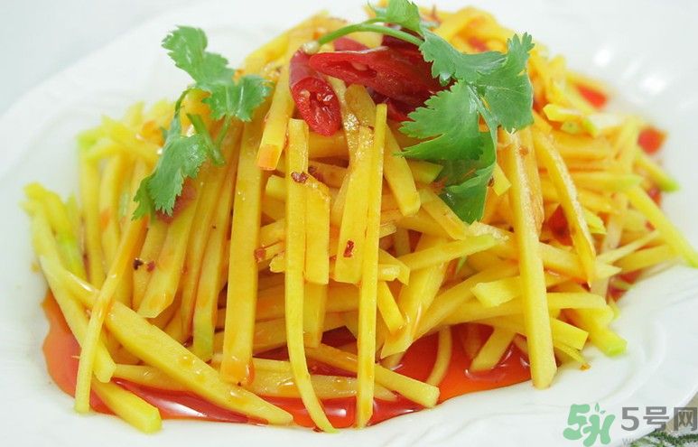 土豆絲和土豆片哪個更好吃？土豆片可以炒什么？