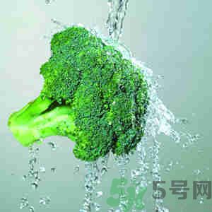 西藍(lán)花怎么才能洗干凈？西藍(lán)花要怎么切？
