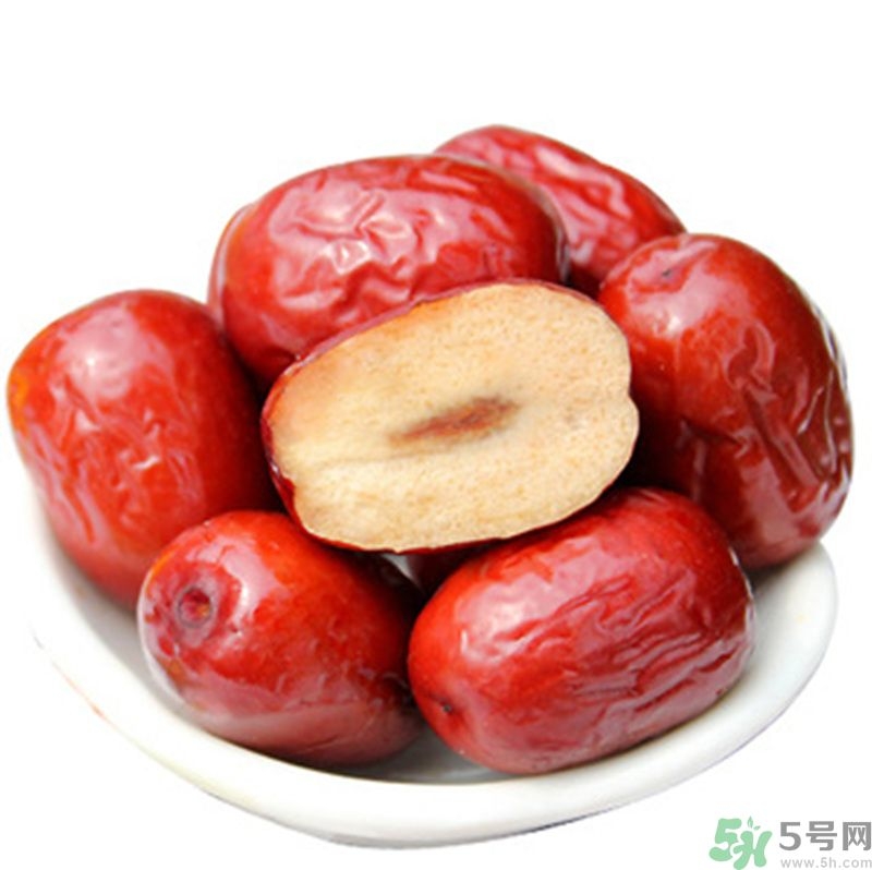 吃蘋(píng)果皮有什么好處？吃蘋(píng)果能防老嗎？