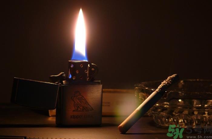 胃潰瘍可以抽煙嗎？胃潰瘍抽煙好嗎？