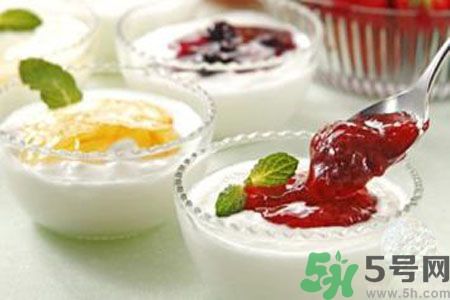 痛風(fēng)可以喝酸奶嗎？痛風(fēng)喝酸奶好嗎？