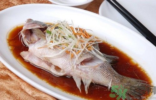 痛風(fēng)可以吃魚嗎？痛風(fēng)可以吃什么魚？