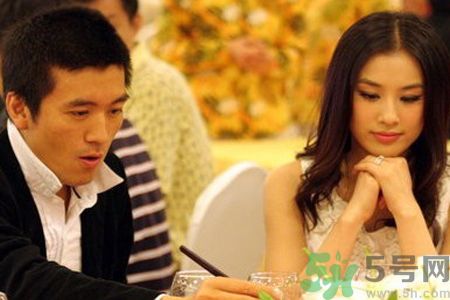 黃圣依和楊子離婚了嗎？黃圣依和楊子什么關(guān)系？