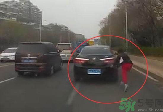 碰瓷影后是怎么回事？遇到碰瓷怎么辦？