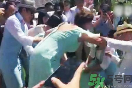 伴娘怕被整簽禁止鬧婚協(xié)議是怎么回事？整伴娘的招數(shù)有哪些？