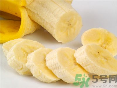 香蕉皮是青的可以吃嗎？吃香蕉要注意什么？