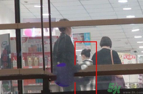 佟大為三度當(dāng)?shù)?佟大為有兒子嗎？