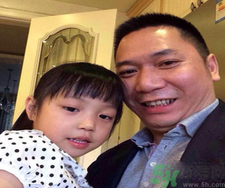 小四月是誰？小四月的爸爸是誰？
