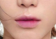 咬唇妝怎么畫圖解視頻教程？咬唇妝的畫法