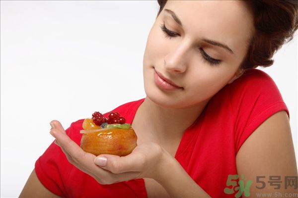 左撇子是天生還是遺傳的？左撇子是天生的嗎？