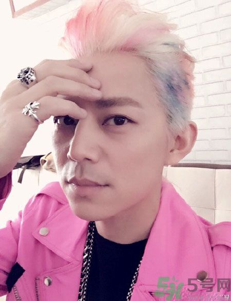 何炅為什么弄彩虹頭？什么是彩虹頭？