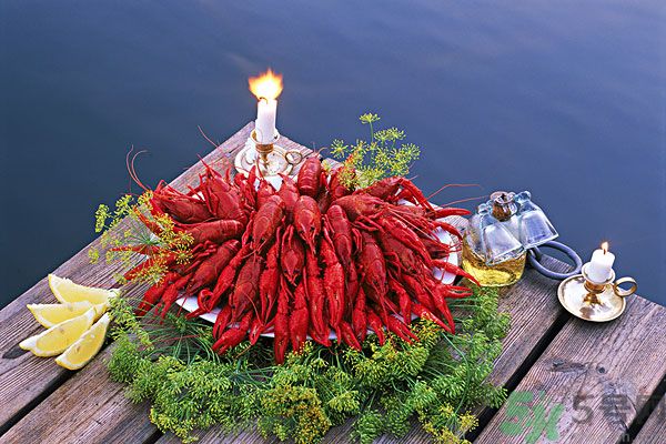 油燜大蝦為什么肉散了？油燜大蝦怎么做肉不散？