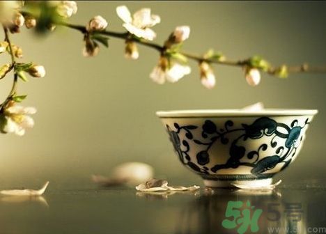春天喝什么茶養(yǎng)生最好？春天喝茶要注意什么？