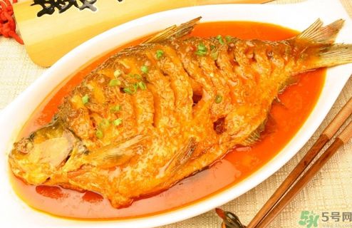 武昌魚(yú)是鳊魚(yú)嗎？武昌魚(yú)和鳊魚(yú)區(qū)別哪個(gè)好吃？