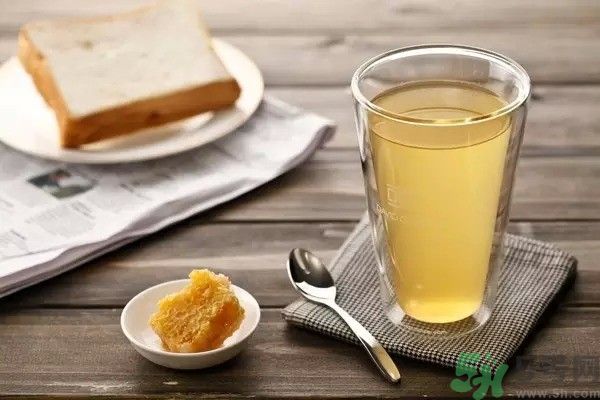 早上空腹喝蜂蜜水好嗎？可以空腹喝蜂蜜水嗎？