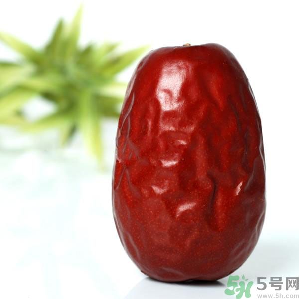 紅棗吃多了會(huì)上火嗎？吃紅棗要注意什么？